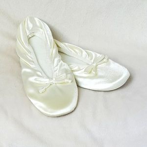 Coquette White Silk Slippers Size 6.5-7.5